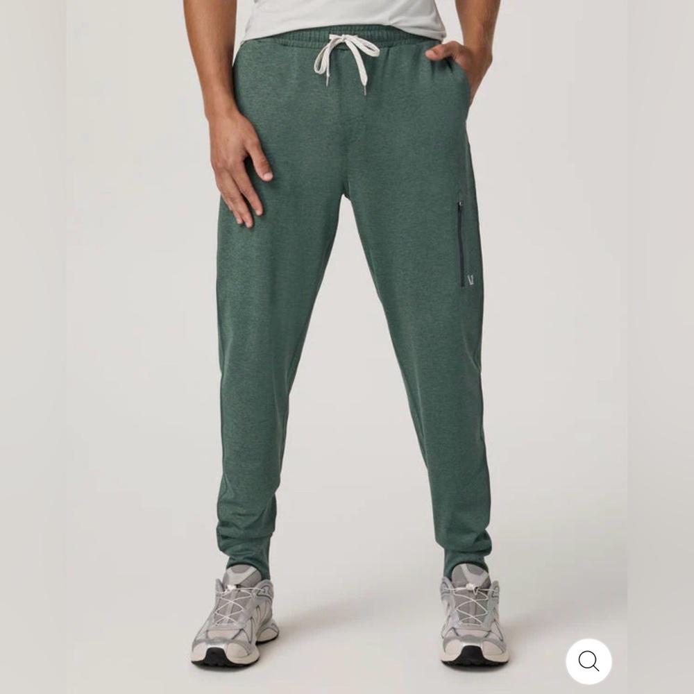 NWOT Vuori Sunday Performance Jogger